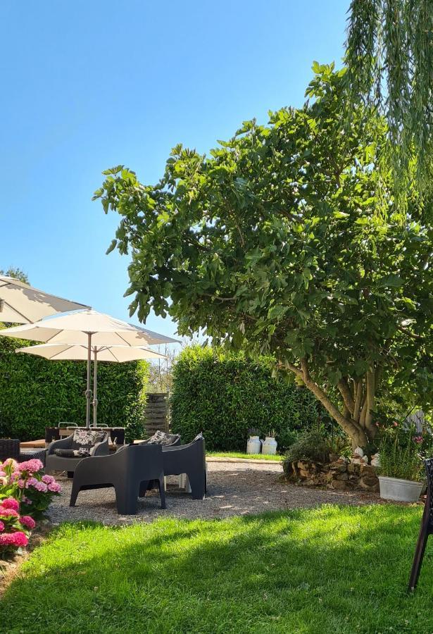 Bed and Breakfast Le Petit Moulin Saint-Hilaire  Exterior foto